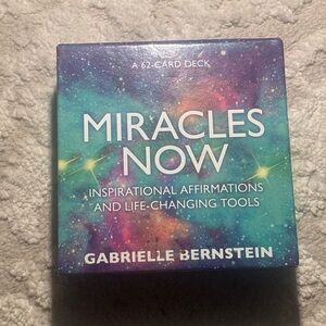 Gabrielle Bernstein Miracles Now Affirmation Deck - Multicolor